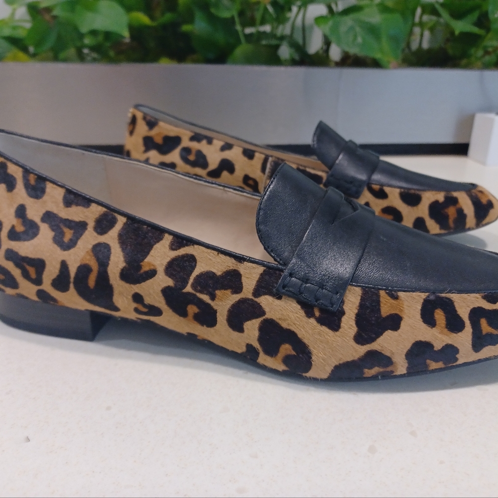 NEW COLE HAHN REAL CALF FUR LOAFERS - Run narrow Suggest for a Size 9- Not TTS.